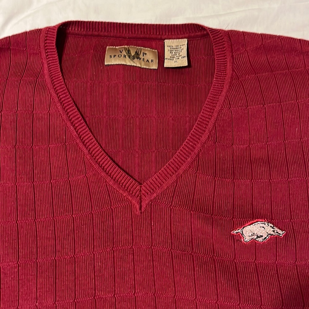 NWOT ARKANSAS RAZORBACKS VEST! 100% COTTON. Vest Sportswear. Burgundy. $30